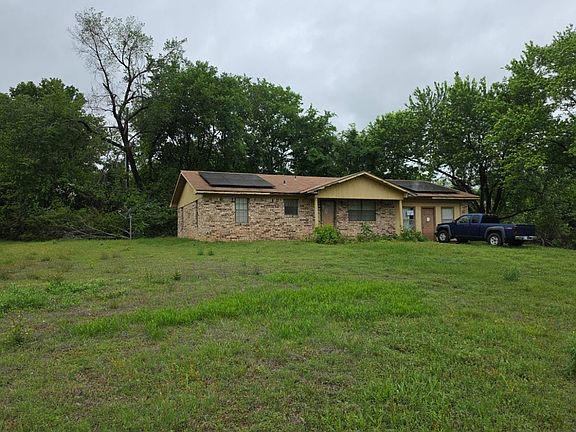 3rd image of 105 Reese Rd