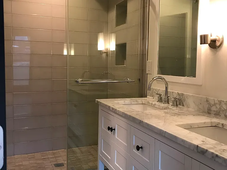 18 Q St NW #1 — Photo 11