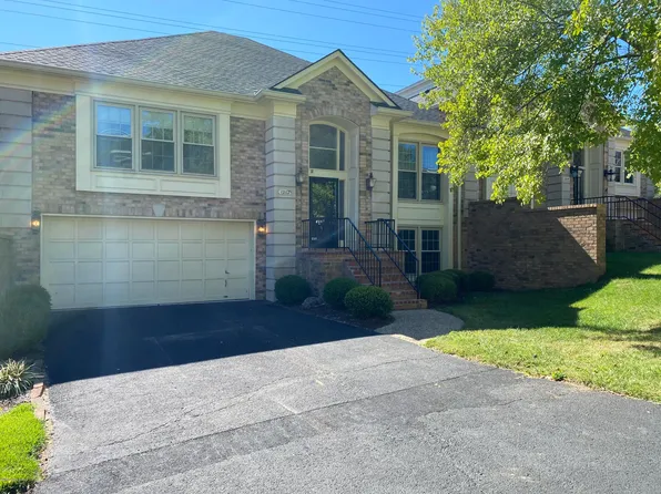 1202 Wellington Pl, Windy Hills, KY 40207