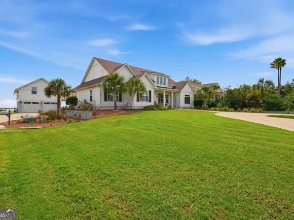 102 Talahi Island Ln, Brunswick, GA 31520