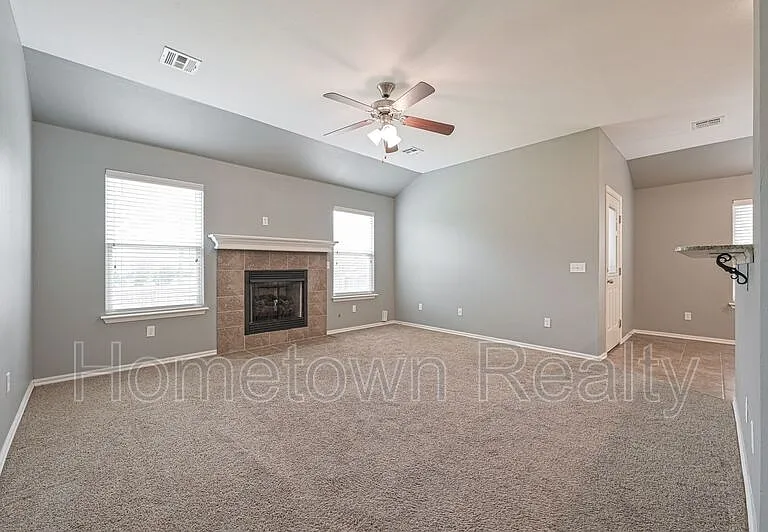 11521 SW 24th St — Photo 3