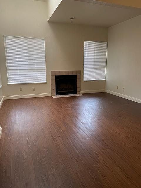 1st image of 2487 N 11th Ave
