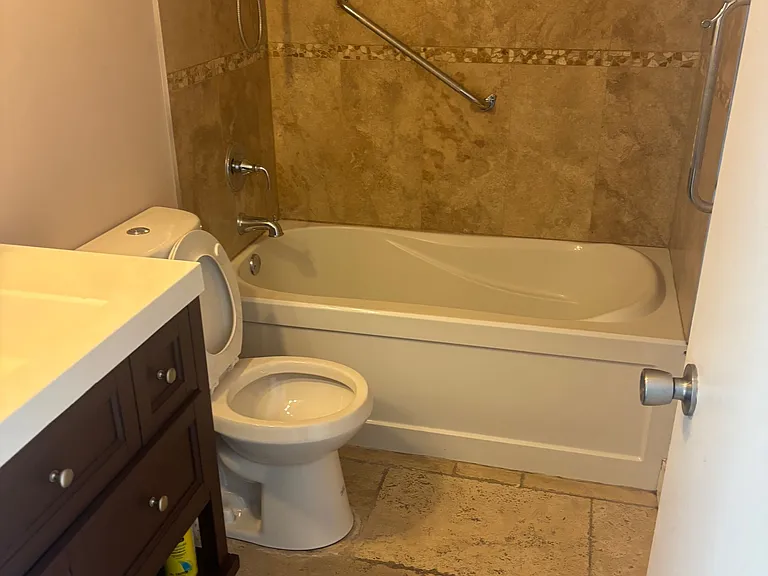 2323 Confederation Pkwy N #Penthouse 4 — Photo 11