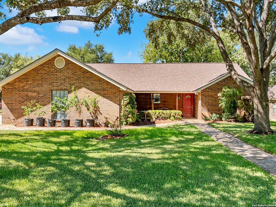 1st image of 107 OAKLAWN DR