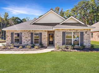 438 Piney Dr, Pearl, MS