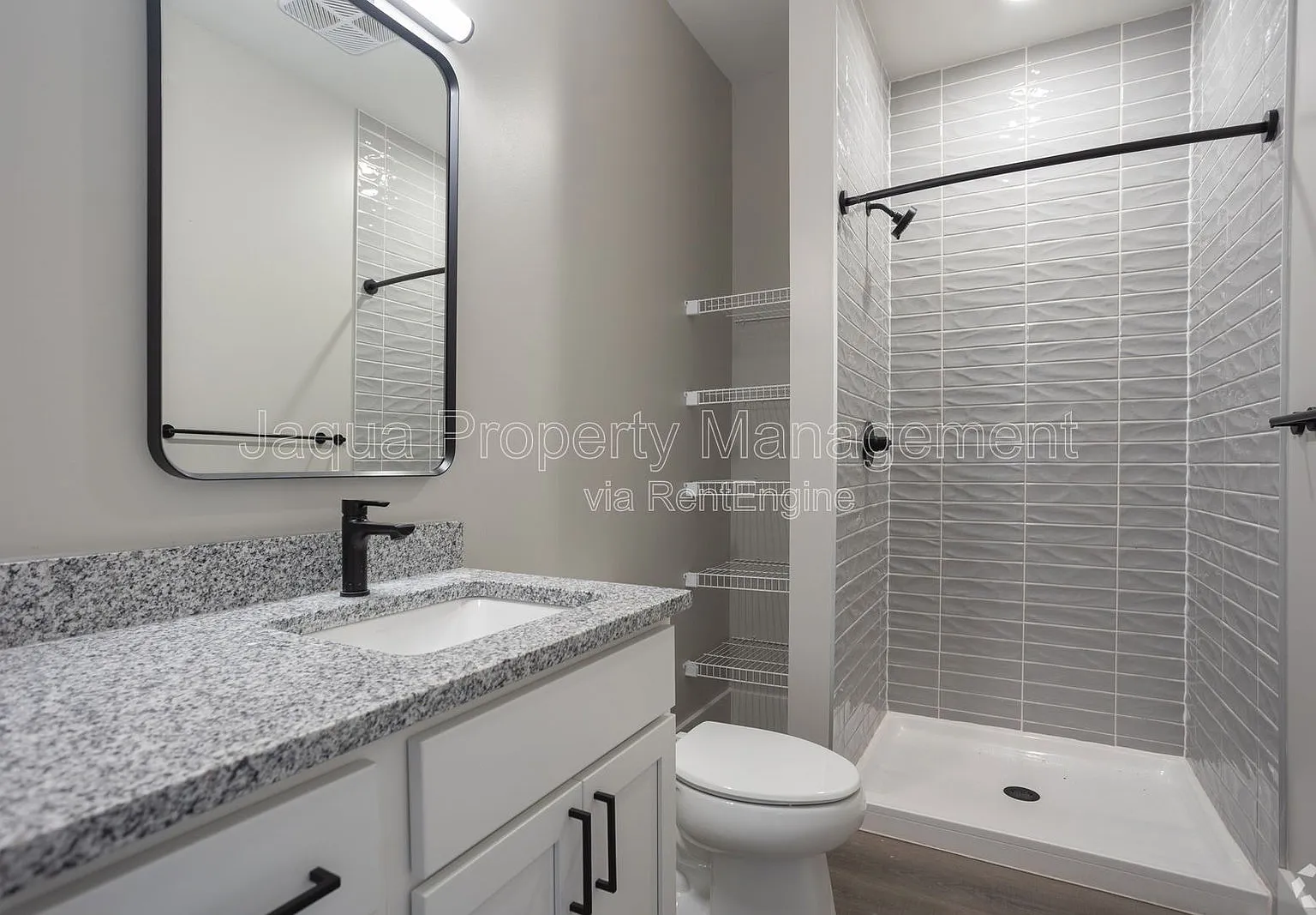 1 bed, 1.0 bath, 1172 sqft, $2,414 — Photo 3