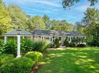 48 Brook Bend Rd, Hanover, MA 02339