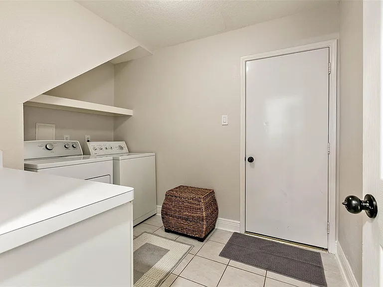35 Larks Aire Pl — Photo 40