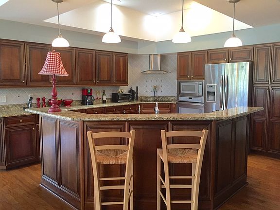 4th image of 8337 Turnberry Cir
