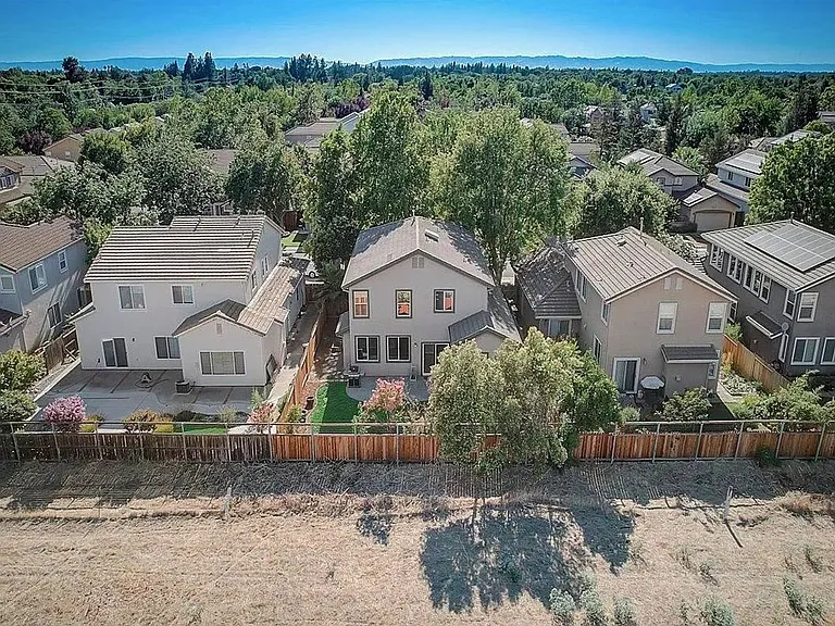 2124 Caravaggio Dr — Photo 15