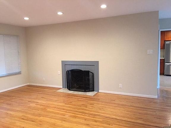 5th image of 447 Los Padres Blvd