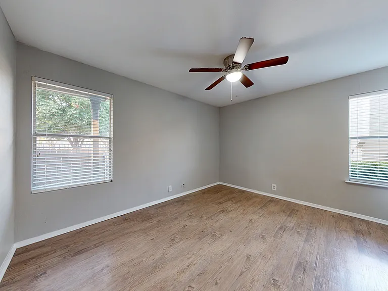 Addison Apartments at the Park — Photo 120