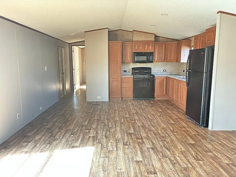 764 Wilson Dr — Photo 9