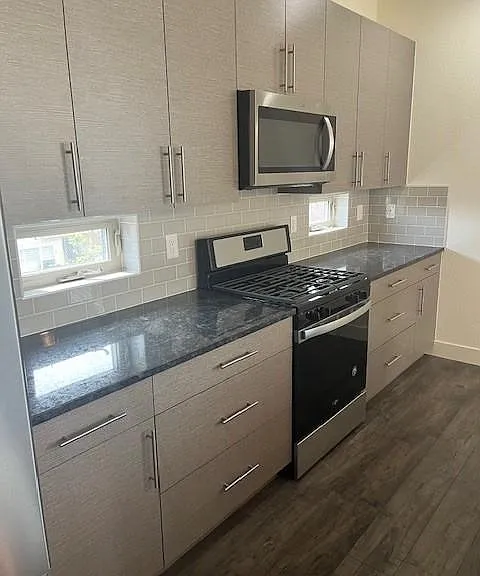 kitchen back wall