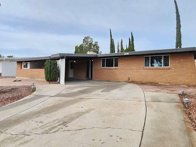 9033 E Pine Valley Dr, Tucson, AZ, 85710