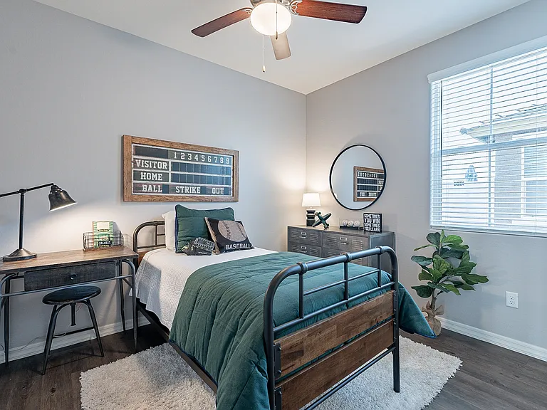2 Bedroom