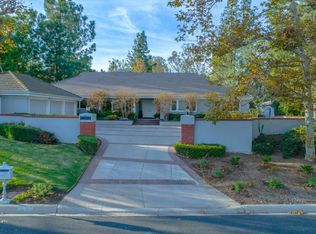 10941 Lake Court Rd, Santa Ana, CA 92705