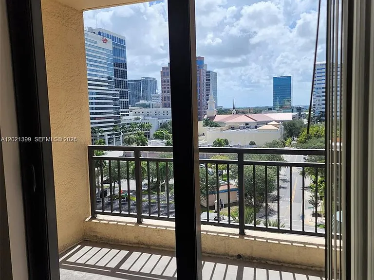 110 N Federal Hwy #911 — Photo 7