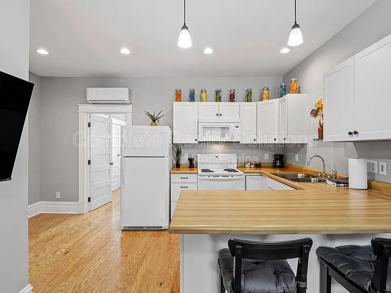 3665 S Broadway St #3665 — Photo 10