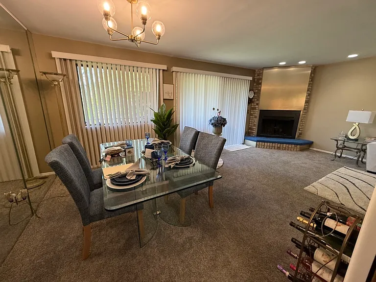 4608 Laurel Club Cir — Photo 5