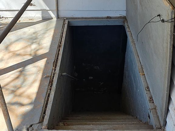 3rd image of 514 W Main St