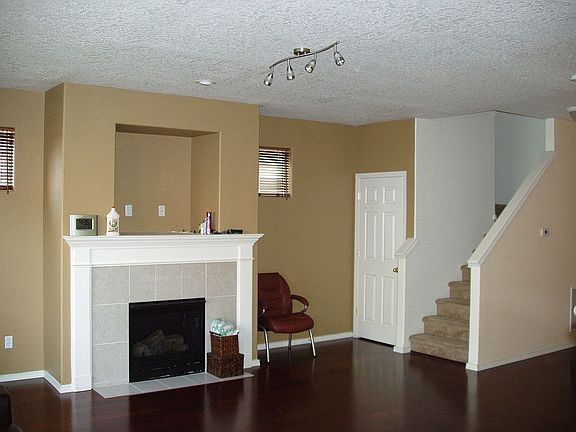 living room w/ track lights