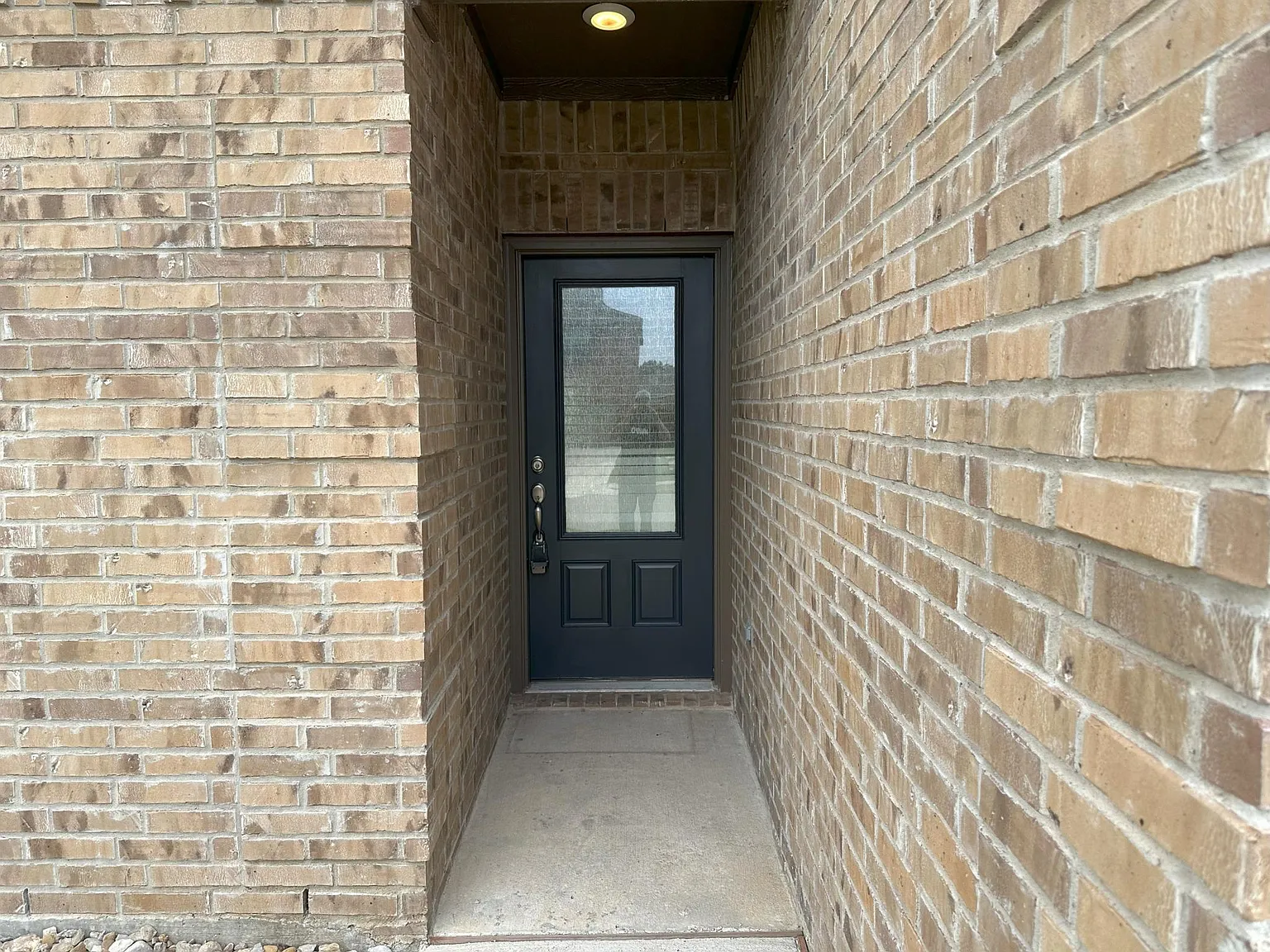 236 Elam Dr — Photo 2