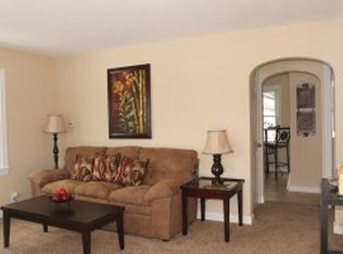 3825 N 99th St, Milwaukee, WI 53222