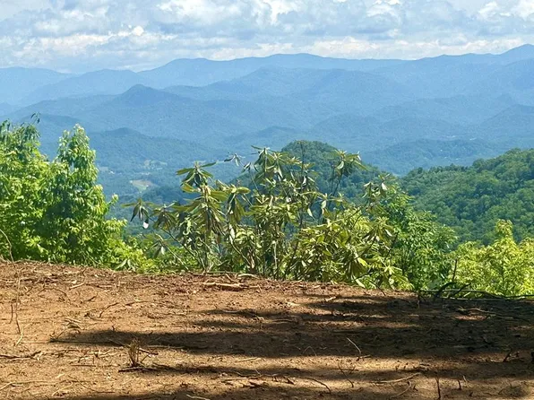 LOT 42 Middle Ridge Dr, Whittier, NC 28789