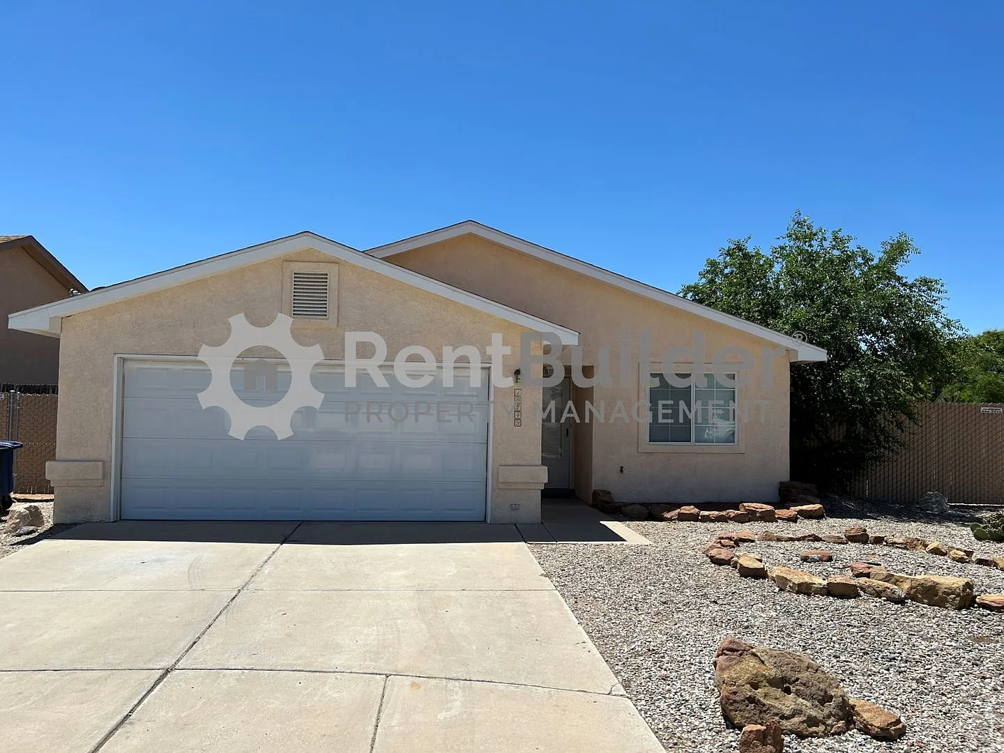 Price Reduced Brand New A/C & Heating Units * $500 Off 2nd Months' Rent * This One Will Go Fast!! — Photo 2