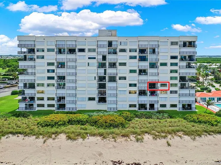 9490 S Ocean Dr #410 — Photo 2