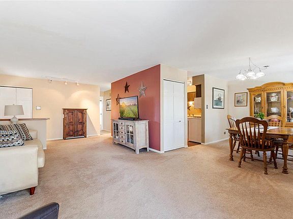 3rd image of 1125 Loughborough Ct