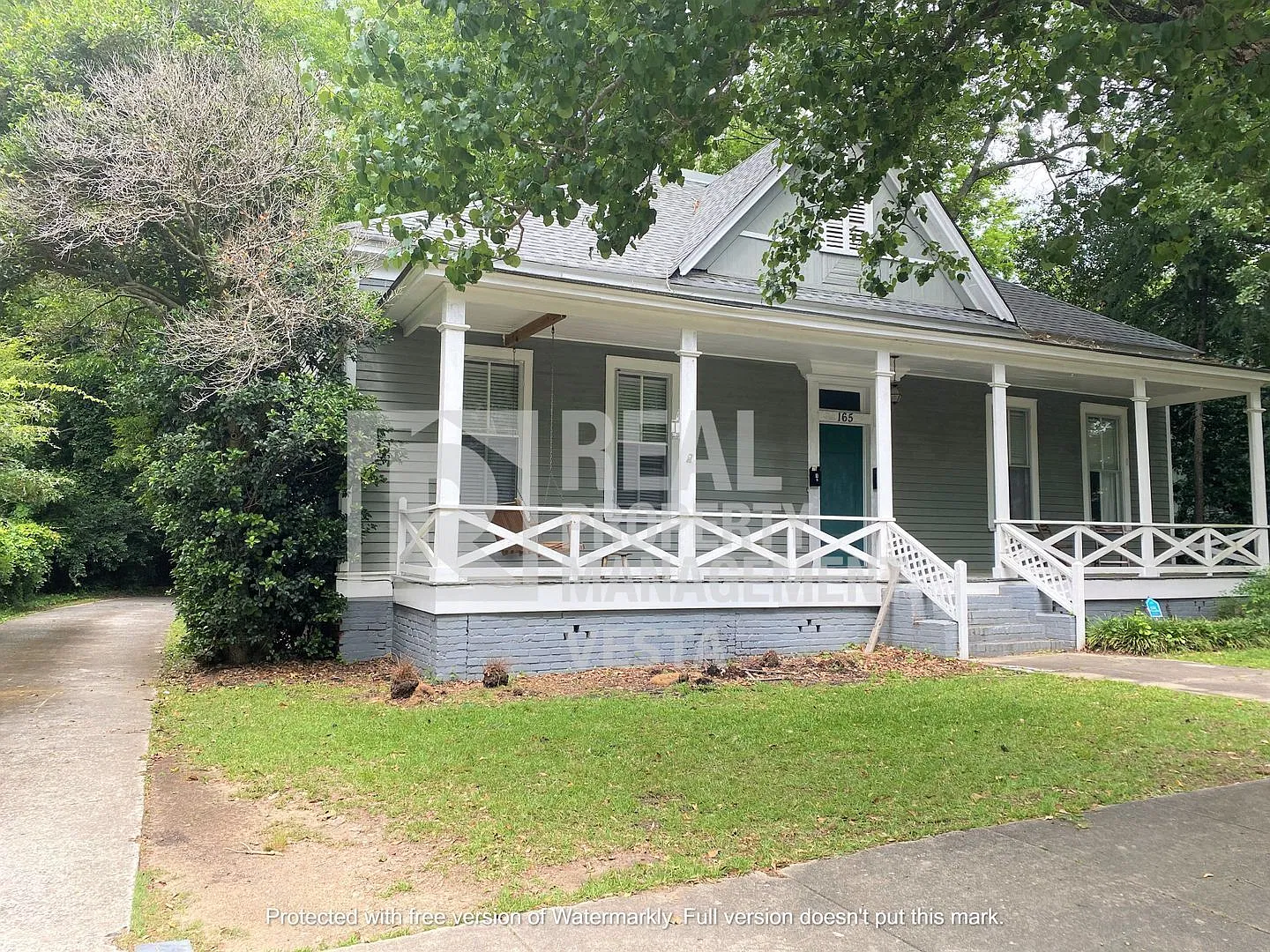 2 bed, 1.0 bath, 1250 sqft, $910 — Photo 1