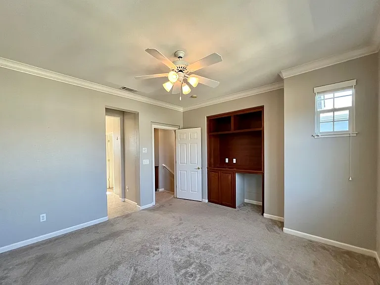720 Wintergreen Ct — Photo 19