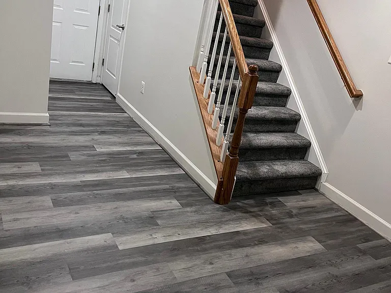 610 Garden View Sq — Photo 16