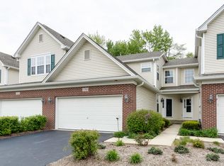 350 Ridge Rd, North Aurora, IL 60542