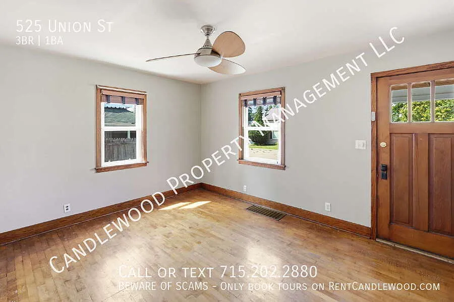 Charming 3-Bed Home in Stevens Point available Now! — Photo 4