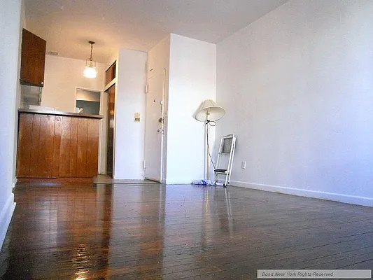 Rented by Bond New York | media 1