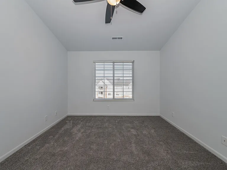 Ivy Hills Living Spaces — Photo 118