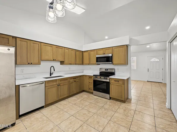 727 S HARTFORD Street #179, Chandler, AZ 85225