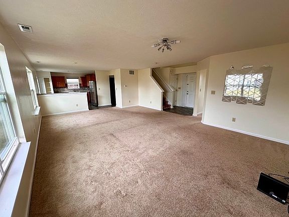 5th image of 7511 Heben Dr