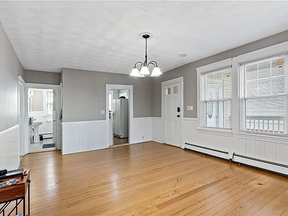 5th image of 33 Ivy St
