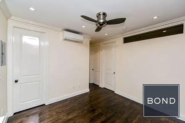 Rented by Bond New York | media 43