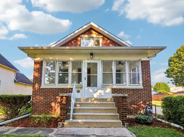 1013 Vine St, Joliet, IL 60435