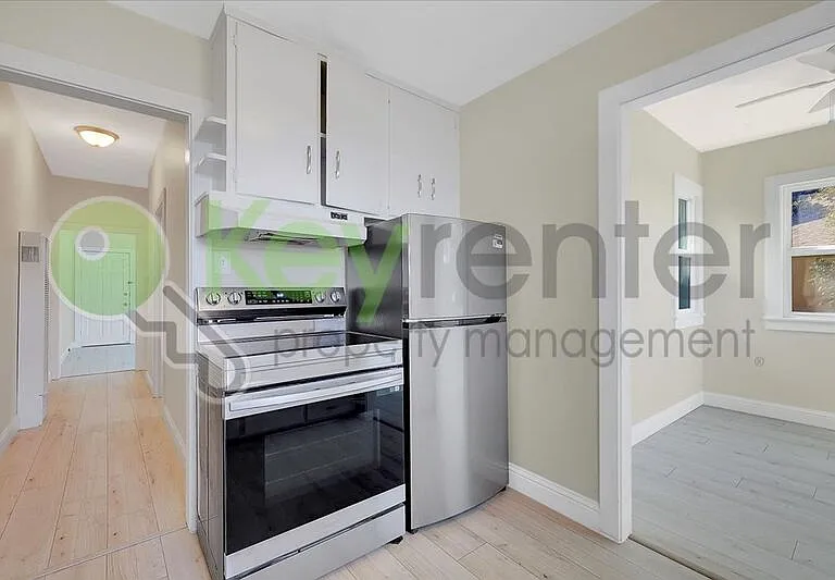 1119 Lochbrae Rd #1 — Photo 13