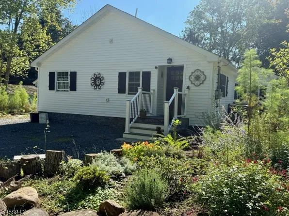 63 Bauer Rd, Frankford Twp., NJ 07860