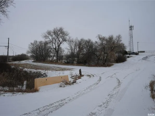 1424 2nd AVENUE NW, Moose Jaw, SK S6H 3S1