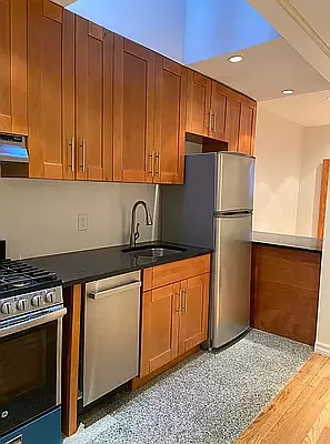 Rented by Living New York | media 9