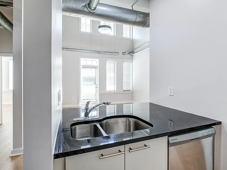 The Lofts at Atlantic Station- Kitchen 3