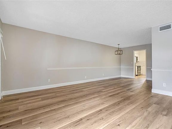 5th image of 200 Saint Andrews Blvd APT 2108